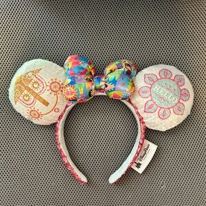 Disney Parks Exclusive It’s a Small World Minnie Ears